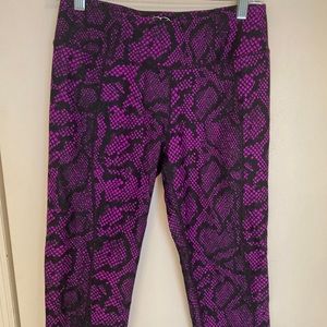 Betsey Johnson MD leggings